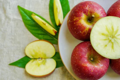 为何乡村振兴需要打造特色产业？这些村干部有话说 图1