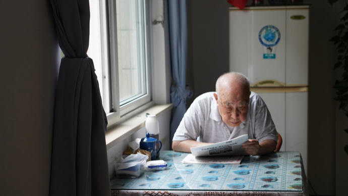 七一前夕，上海这位97岁老党员缴纳100万特殊党费 图1