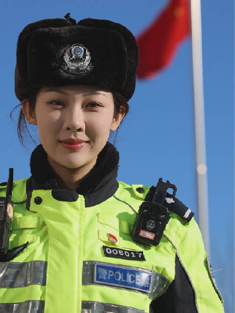 【转发！#人民警察版你笑起来真好看#】 图1