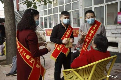 泥灸缘走进南五里堡敬老院公益献爱心活动 图10