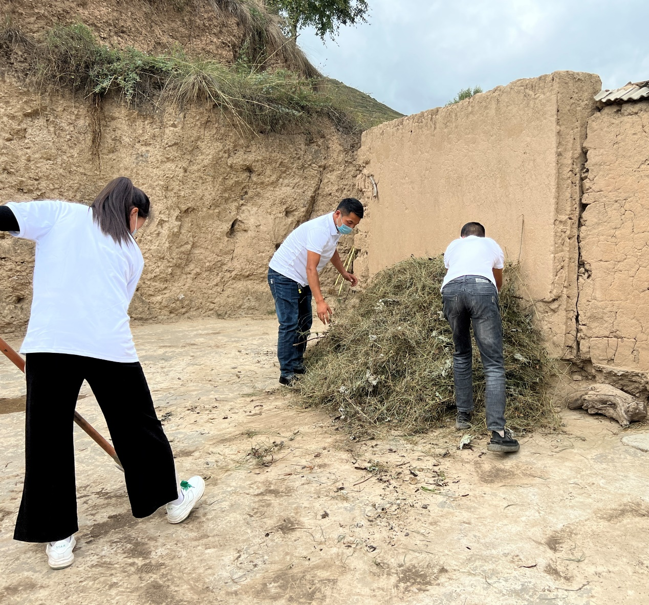 《百富联盟》“万里长征”公益大凉山之行 图10