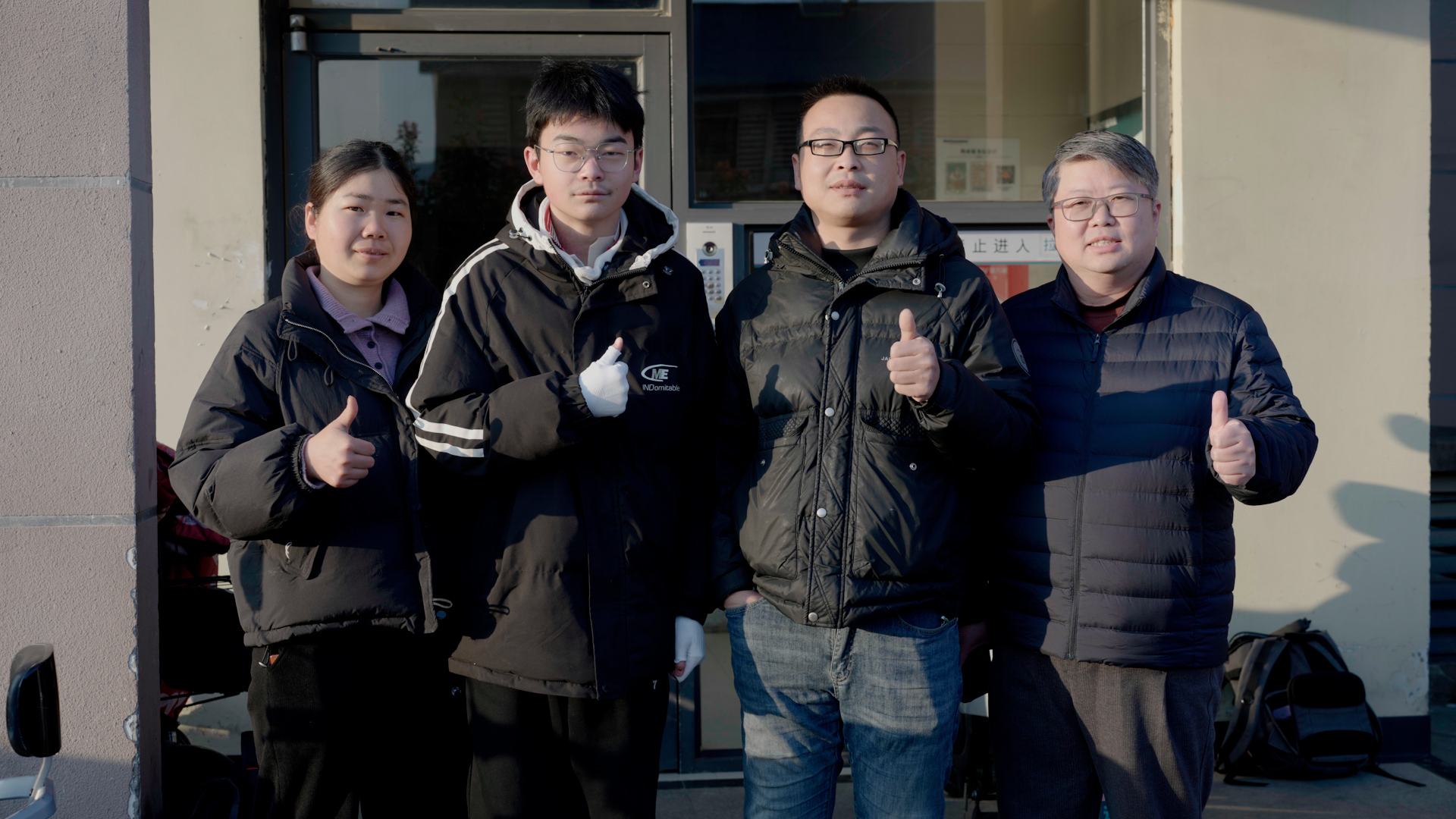 以科技为翼，护生命之羽——蝴蝶宝贝关爱中心理事曹克龙慰问蝴蝶宝贝家庭